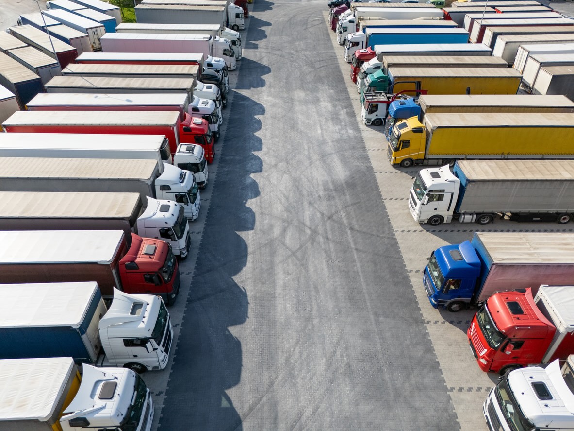 trucks parking